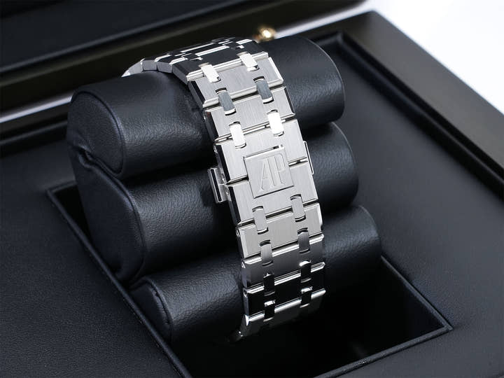 Audemars Piguet Royal Oak Ref. 15510ST.OO.1320ST.06 Stainless Steel Night Blue Dial Unused kagjmmj7