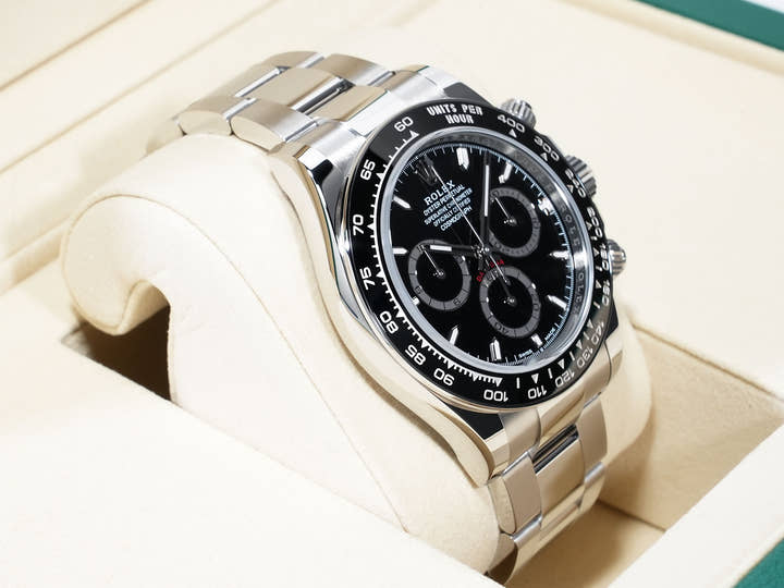 ロレックス デイトナ Ref.126500LN ステンレススチール ブラック文字盤 未使用 79nufeee