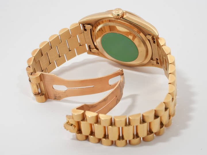 Rolex Day-Date 36 Ref. 18238A Yellow Gold Champagne with 10 Diamond Dial, Pre-owned i2ko3fo8