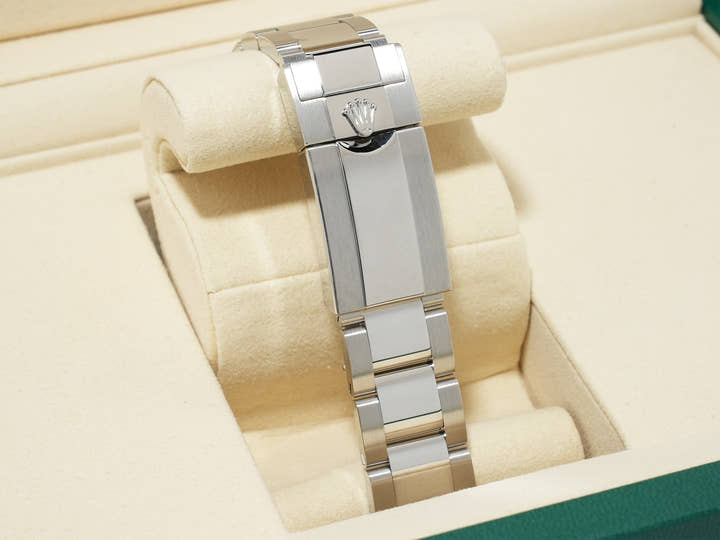 ロレックス デイトナ Ref.126500LN ステンレススチール ブラック文字盤 未使用 ueqopc4p