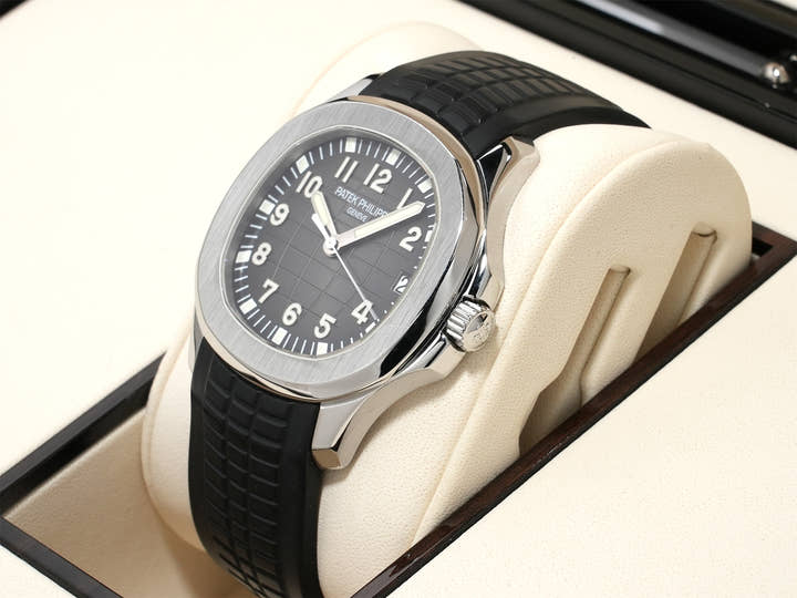 Patek Philippe Aquanaut Large Ref. 5165A-001 Stainless Steel Black Dial Pre-owned 2ifvhheq