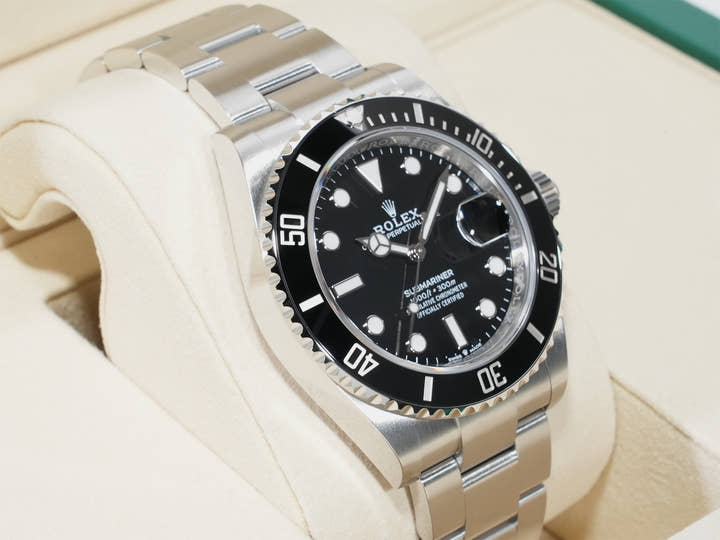 ロレックス サブマリーナー デイト Ref.126610LN ステンレススチール ブラック文字盤 未使用 gskbuy9r