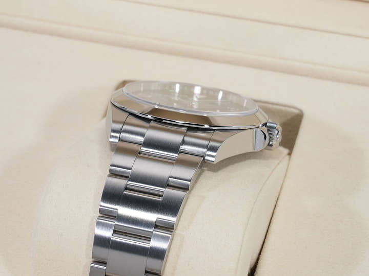 ロレックス エアキング Ref.126900 ステンレススチール ブラック文字盤 オイスターブレスレット 美品 vokhqpvp