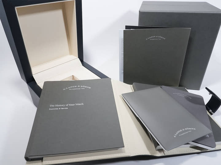 A. Lange & Söhne 1815 Annual Calendar Ref. 238.026 White Gold Silver Dial Pre-owned w7z8zs8z