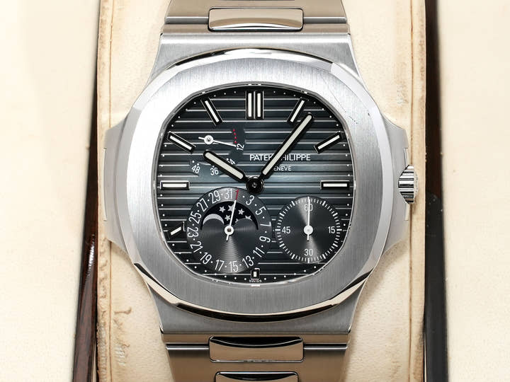 パテックフィリップ ノーチラス プチコンプリケーション Ref.5712/1A-001 ステンレススチール ブルー文字盤 中古 ikma9ten