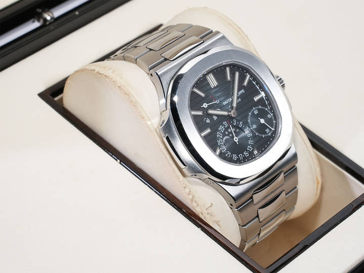 パテックフィリップ ノーチラス プチコンプリケーション Ref.5712/1A-001 ステンレススチール ブルー文字盤 中古 ikma9ten