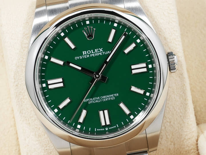 ロレックス オイスターパーペチュアル41 Ref.124300 ステンレススチール グリーン文字盤 美中古 f85iv3wh