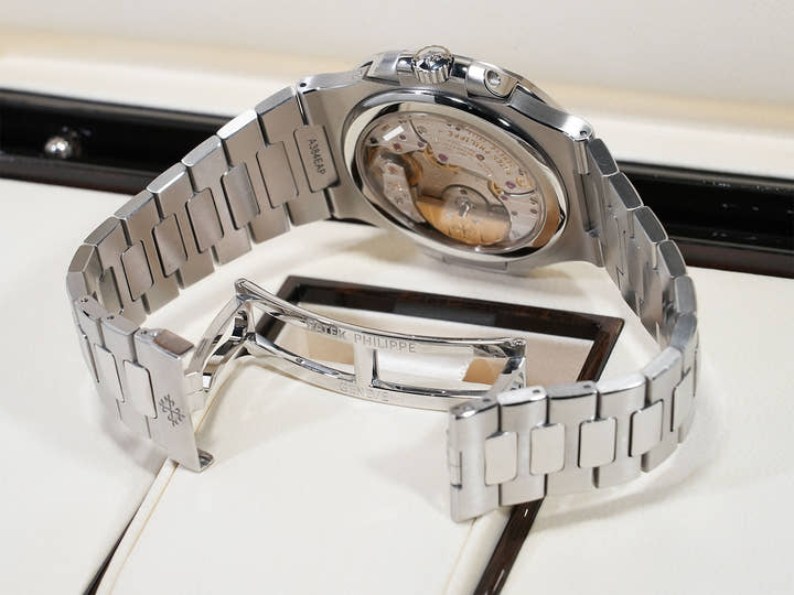 Patek Philippe Nautilus Petite Complication Ref. 5712/1A-001 Stainless Steel Blue Dial Pre-owned s7r5qwdo