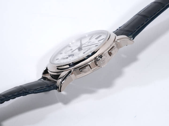 パテックフィリップ パーペチュアルカレンダー クロノグラフ Ref.5270G-001 ホワイトゴールド シルバー文字盤 中古 yq9nd4ks