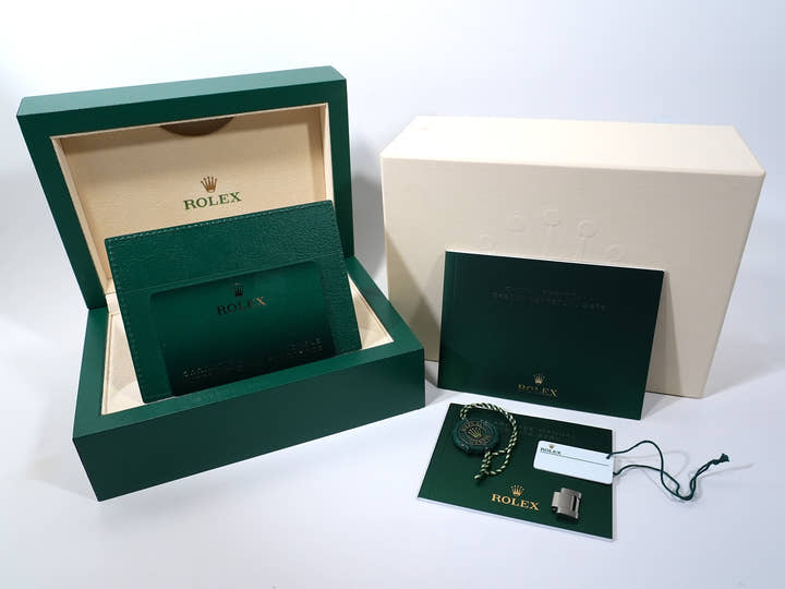 Rolex Oyster Perpetual 36 Ref. 126000 Stainless Steel Candy Pink Dial Excellent Condition sjhugi8g