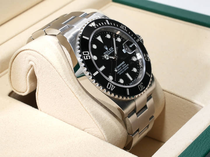 Rolex Submariner Date Ref. 126610LN Stainless Steel Black Dial Excellent Condition vnok9aoo