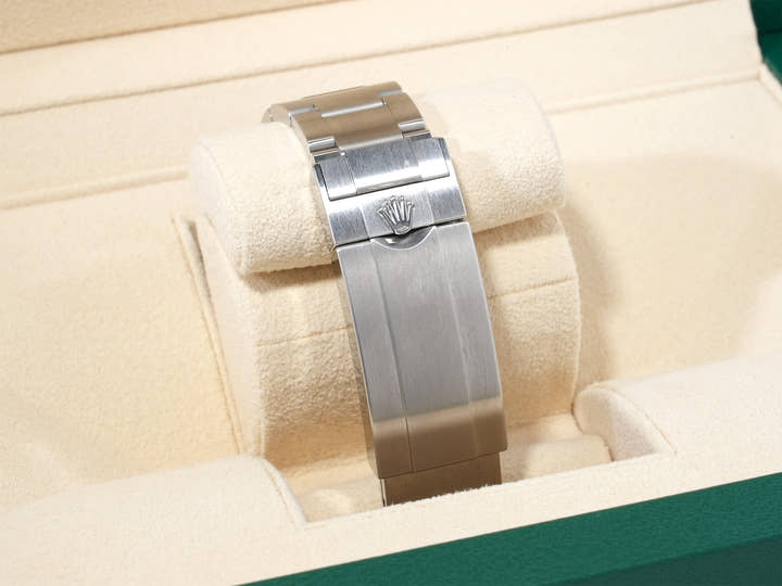 Rolex Sea-Dweller Ref. 126600 Stainless Steel Black Dial Excellent Condition Pre-Owned qwyej3qv