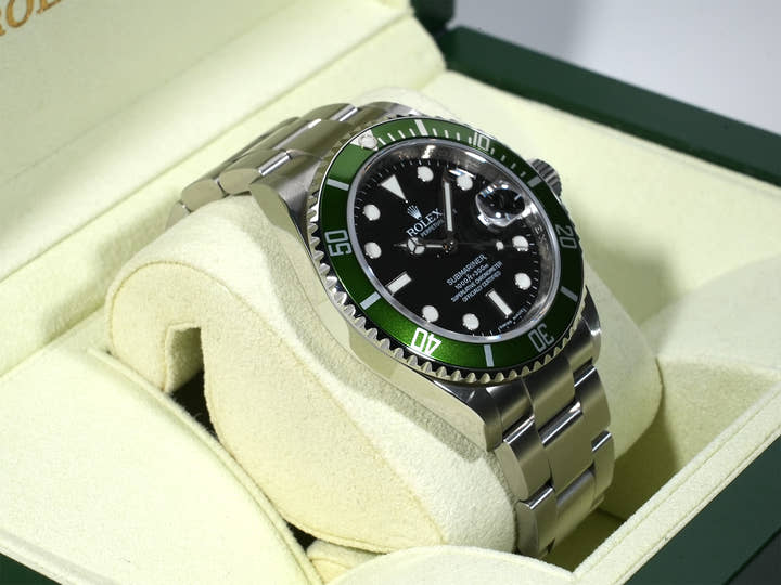 Rolex Submariner Date Ref. 16610LV Stainless Steel Black Dial Excellent Condition u57qpxzy