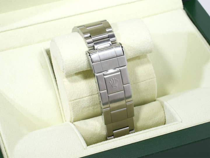 Rolex Submariner Date Ref. 16610LV Stainless Steel Black Dial Excellent Condition u57qpxzy