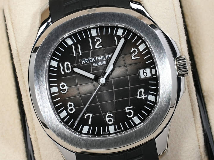 Patek Philippe Aquanaut Ref. 5167A-001 Stainless Steel Black Dial Excellent Condition xtd6r9da
