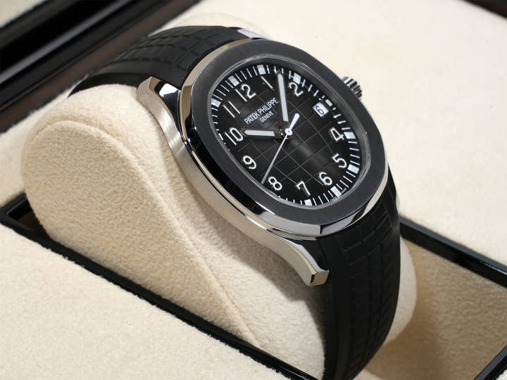 Patek Philippe Aquanaut Ref. 5167A-001 Stainless Steel Black Dial Excellent Condition xtd6r9da