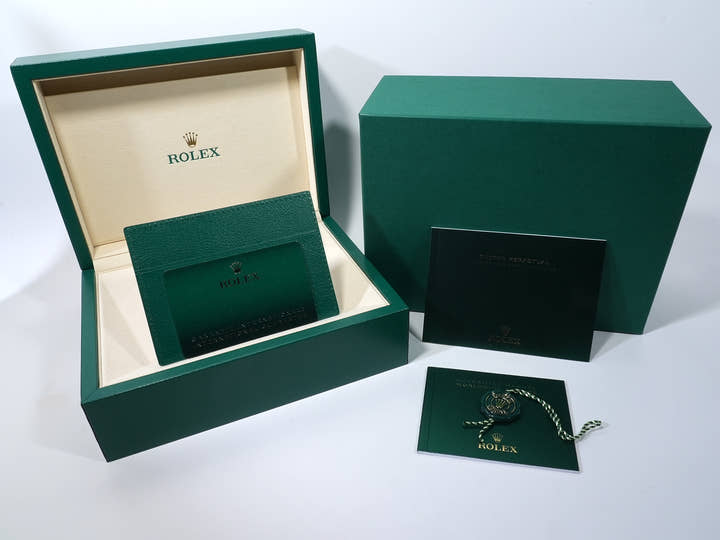 ロレックス デイトナ Ref.126518LN イエローゴールド ゴールデン文字盤 未使用 cdwwqq3h