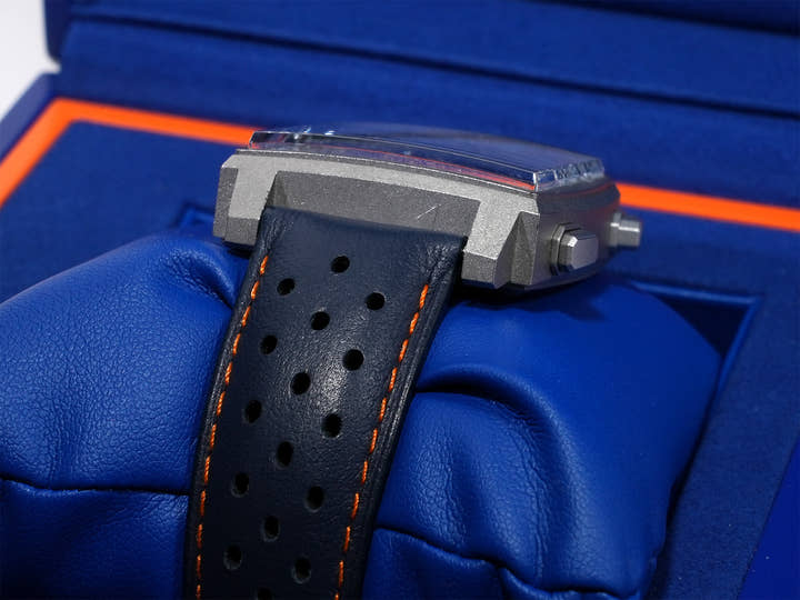 TAG Heuer Monaco Chronograph Gulf Ref. CAW218G.EB0393 Titanium White Dial Excellent Condition Pre-Owned icrtv9s2