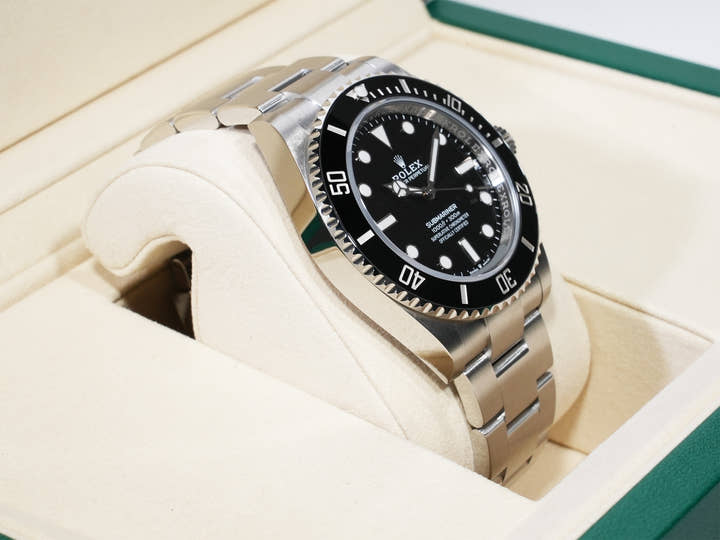 Rolex Submariner No Date Ref. 124060 Stainless Steel Black Dial Unused uksmgy2f