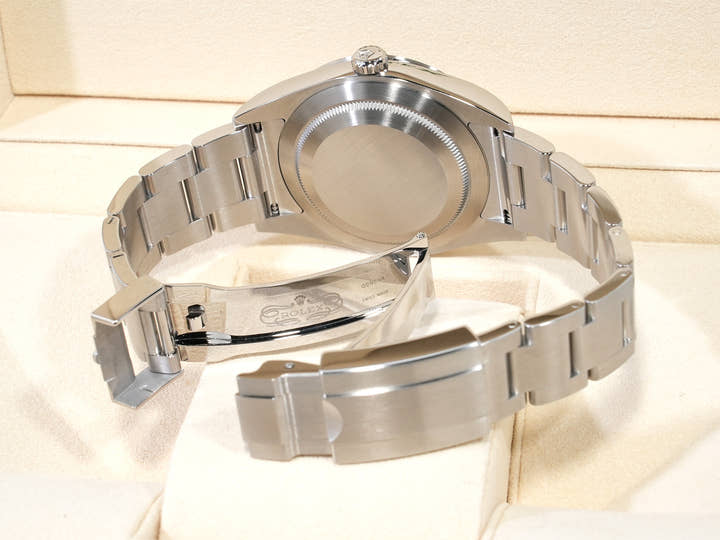 Rolex Explorer I Ref. 214270 Stainless Steel Black Dial Oyster Bracelet Unused h4t56fek