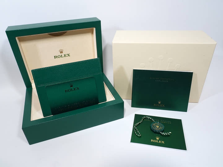 Rolex Explorer I Ref. 214270 Stainless Steel Black Dial Oyster Bracelet Unused h4t56fek