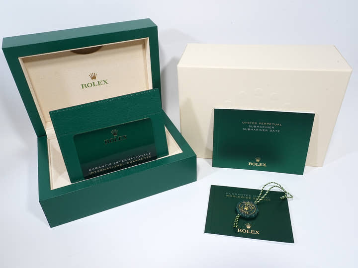 Rolex Submariner Date Ref. 126610LN Stainless Steel Black Dial Unused 3hh3tc9e