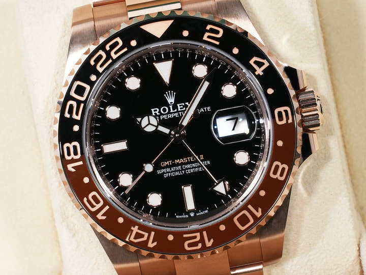 Rolex GMT-Master II Ref. 126715CHNR Everose Gold Black Dial Oyster Bracelet Unused 68rrd5tc