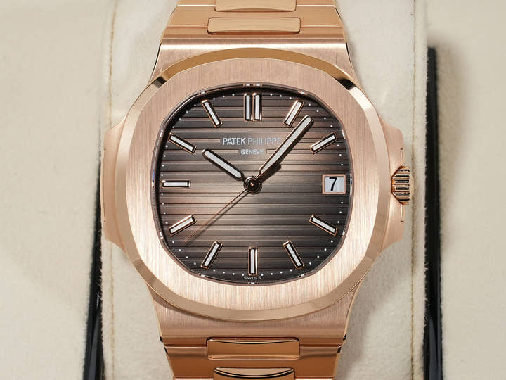 Patek Philippe Nautilus Ref. 5711/1R-001 Rose Gold with Brown-Black Gradient Dial, Excellent Condition, Pre-Owned