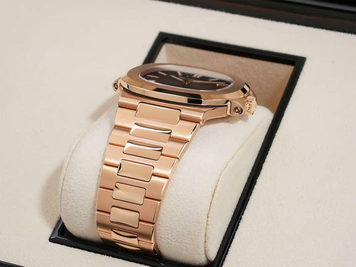 Patek Philippe Nautilus Ref. 5711/1R-001 Rose Gold with Brown-Black Gradient Dial, Excellent Condition, Pre-Owned