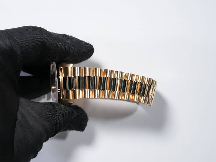 Rolex Day-Date 36 Ref. 18238A Yellow Gold Champagne with 10 Diamond Dial, Excellent Condition wz9nkvio