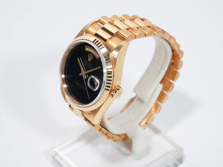 Rolex Day-Date 36 Ref. 18238 Yellow Gold Onyx Dial Pre-owned v7jmidqe