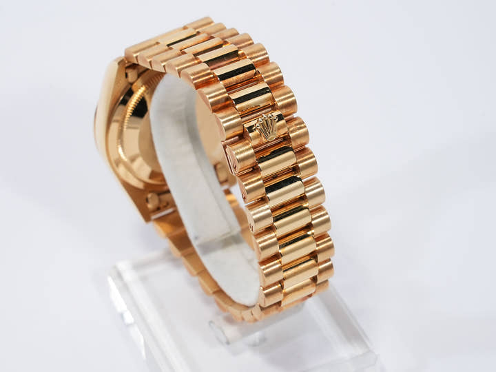 Rolex Day-Date 36 Ref. 18238 Yellow Gold Onyx Dial Pre-owned v7jmidqe