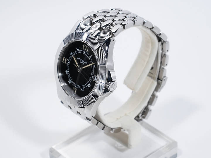 パテックフィリップ ネプチューン Ref.5080/1A-011 ステンレススチール ブラック文字盤 中古 dqtmumyz