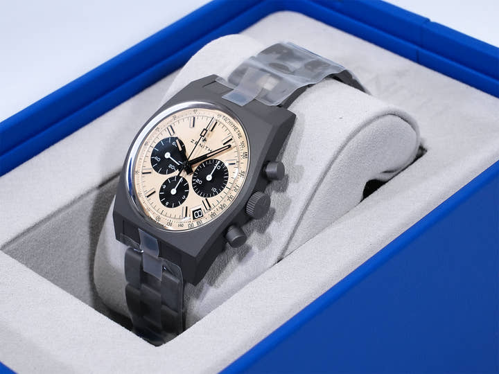 ゼニス クロノマスター リバイバル 次元大介エディション Ref.97.L384.400/04.M384 チタン ベージュ文字盤 未使用 nsdkuvmd