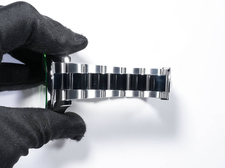 ロレックス ミルガウス Ref.116400GV ステンレススチール Zブルー文字盤 美品 eat23b3t