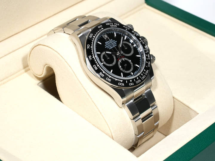 ロレックス デイトナ Ref.126500LN ステンレススチール ブラック文字盤 未使用 nzi3mhfn