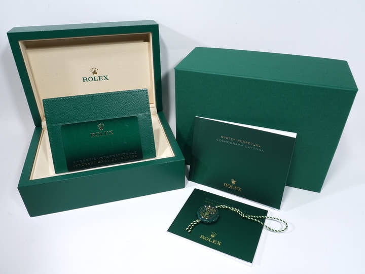 ロレックス デイトナ Ref.126500LN ステンレススチール ブラック文字盤 未使用 nzi3mhfn