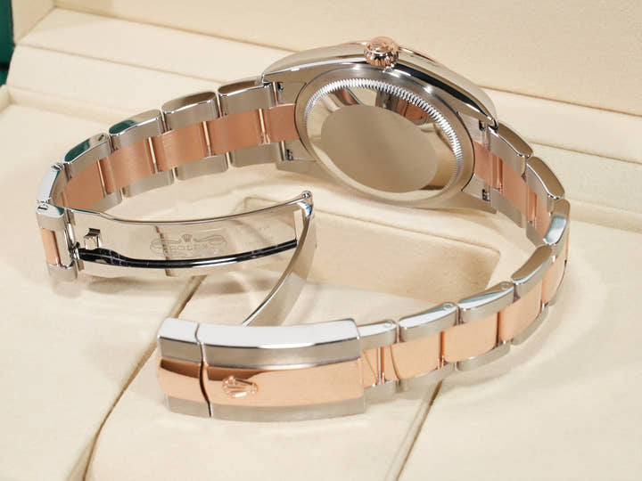 Rolex Datejust 36 Ref. 126201 Stainless Steel/Everose Gold Chocolate Dial Oyster Bracelet Unused mnhhtiir