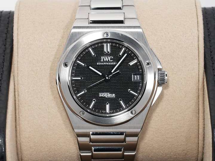 IWC Ingenieur Automatic 35 Ref.IW324906 Stainless Steel Black Dial Excellent Condition bt2x7osw