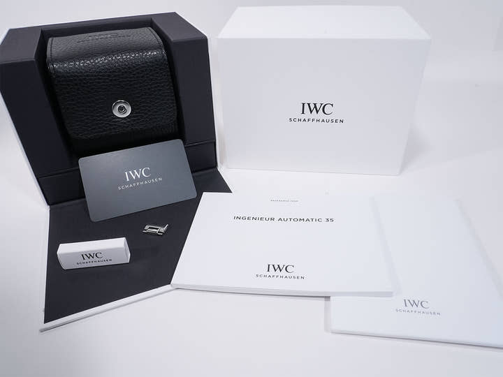IWC Ingenieur Automatic 35 Ref.IW324906 Stainless Steel Black Dial Excellent Condition bt2x7osw