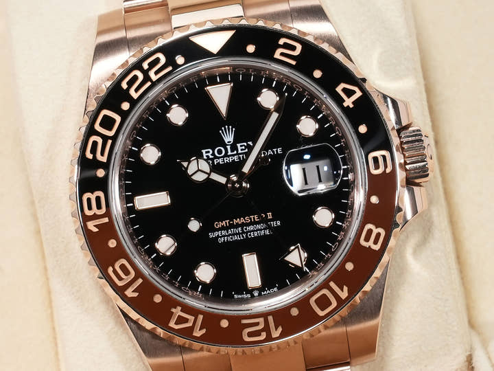 Rolex GMT-Master II Ref. 126715CHNR Everose Gold Black Dial Oyster Bracelet Pre-owned r72s95f3