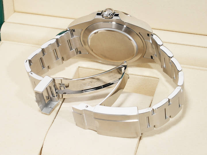 ロレックス エクスプローラーII Ref.226570 ステンレススチール ブラック文字盤 オイスターブレスレット 未使用 6uybdiqa