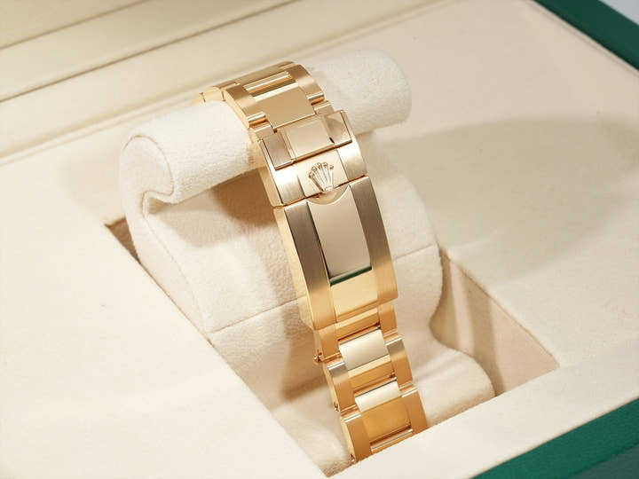 ロレックス デイトナ Ref.126508 イエローゴールド ゴールデンxブライトブラック文字盤 未使用 fa9v9mqi