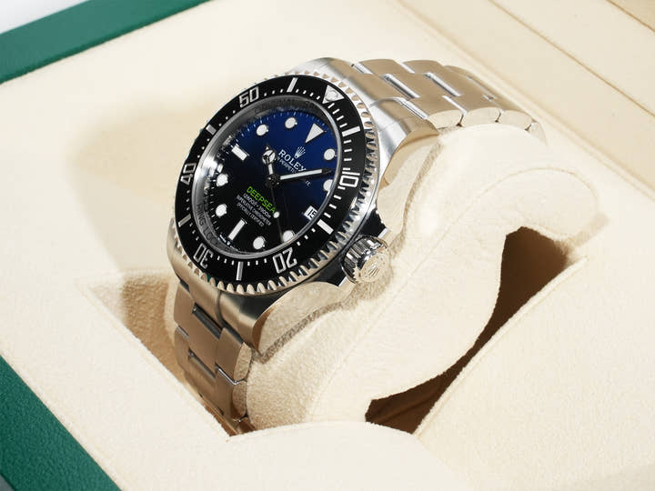 ロレックス シードゥエラー ディープシー Ref.136660 ステンレススチール D-BLUE文字盤 未使用 35g9xvxz