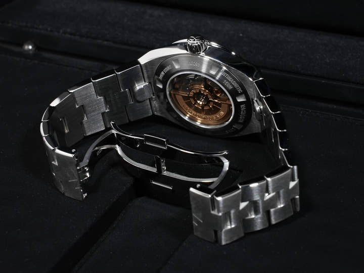 ヴァシュロンコンスタンタン オーヴァーシーズ オートマティック Ref.4600V/200A-B980 ステンレススチール ブルー文字盤 美中古 c36wgbb6