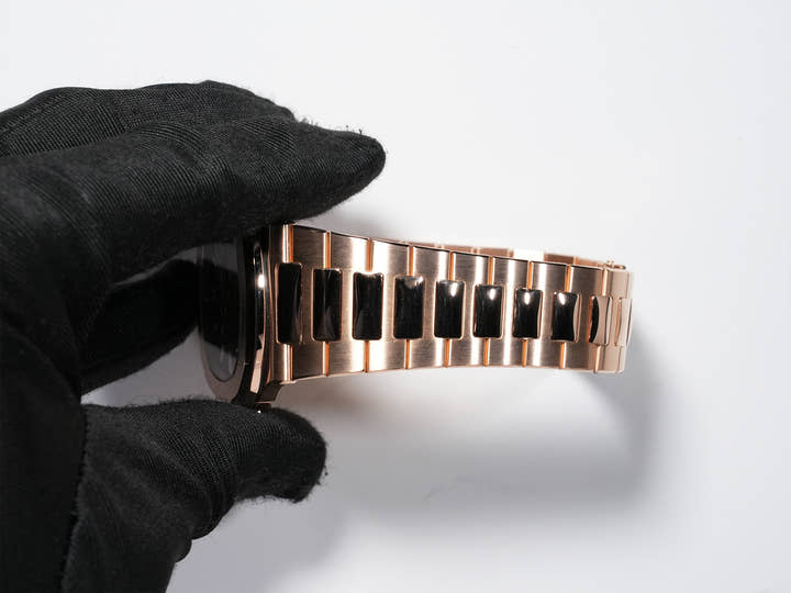 パテックフィリップ ノーチラス Ref.5711/1R-001 ローズゴールド ブラウン・ブラック・グラデーション文字盤 美中古 8tyohqek