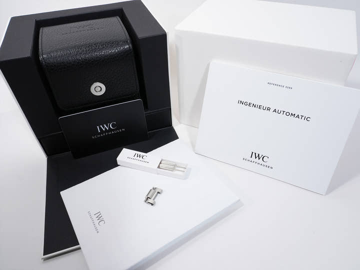 IWC インヂュニア オートマティック 40 Ref.IW328904 チタニウム グレー文字盤 美中古 y5kzb88u
