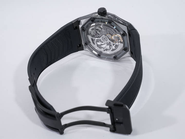 ジラールペルゴ ロレアート アブソルート ライト & シェード Ref.81071-43-2022-1CX サファイア & チタン スケルトン文字盤 美品 285qxvjm