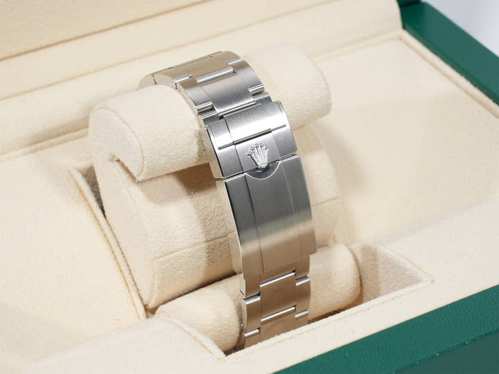 ロレックス エクスプローラーII Ref.226570 ステンレススチール ブラック文字盤 オイスターブレスレット 美品 fav53q2n