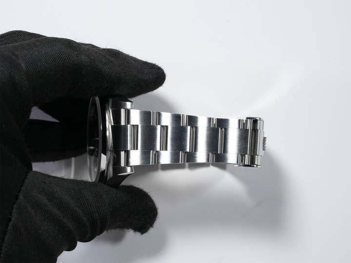 ロレックス エクスプローラーI Ref.214270 ステンレススチール ブラック文字盤 オイスターブレスレット 中古 t7d9bbrx